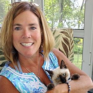 Meet your Posher, Lisa